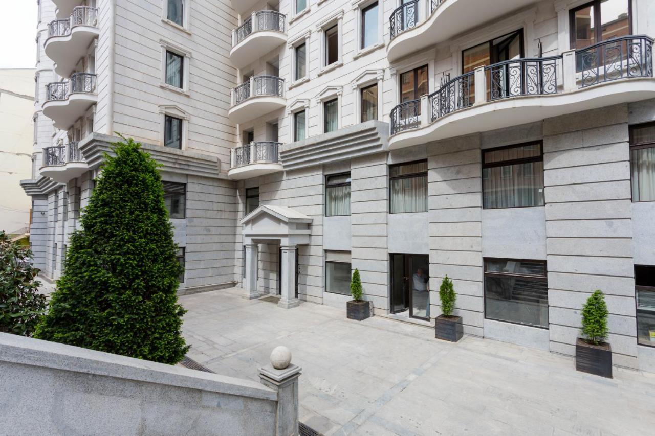 Central Cozy 3Bd-2Bath Apartment Тбилиси Екстериор снимка