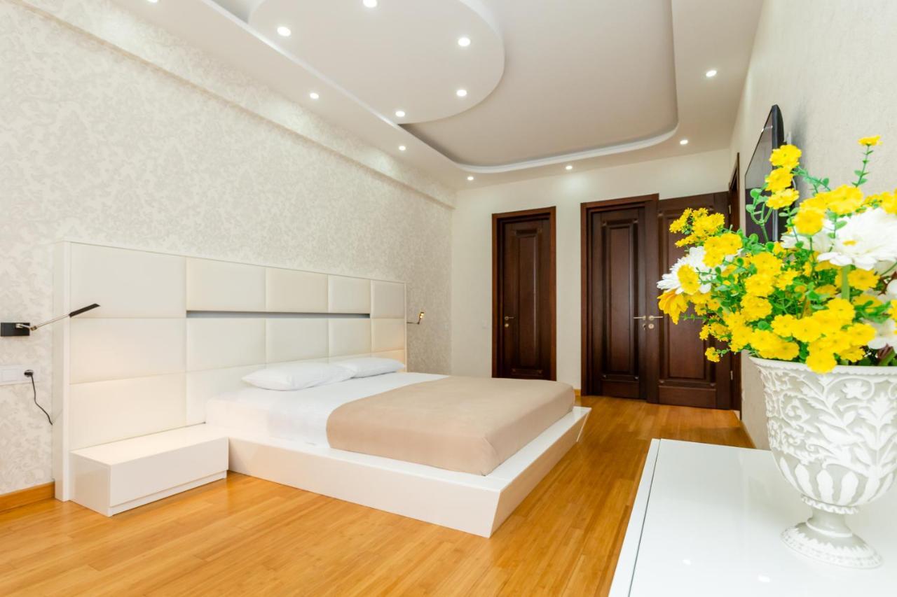 Central Cozy 3Bd-2Bath Apartment Тбилиси Екстериор снимка