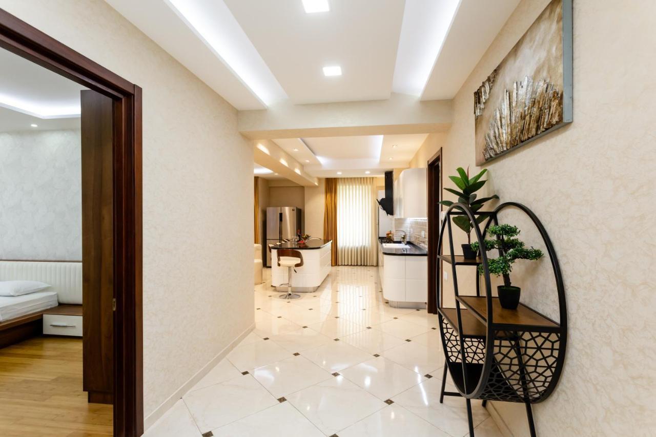 Central Cozy 3Bd-2Bath Apartment Тбилиси Екстериор снимка
