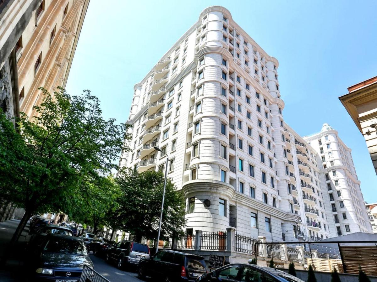 Central Cozy 3Bd-2Bath Apartment Тбилиси Екстериор снимка